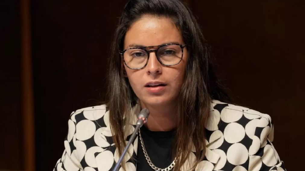 "La gesti�n menstrual exige "una inversi�n econ�mica que dificulta que miles de mujeres y LGTBI+ menstruantes puedan gestionar adecuadamente su ciclo menstrual", dijo la funcionaria.