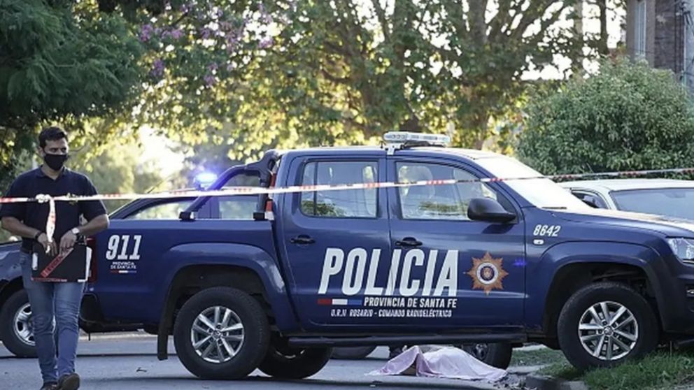 El macabro hallazgo de un hombre sin vida originó la detención de su hermano.