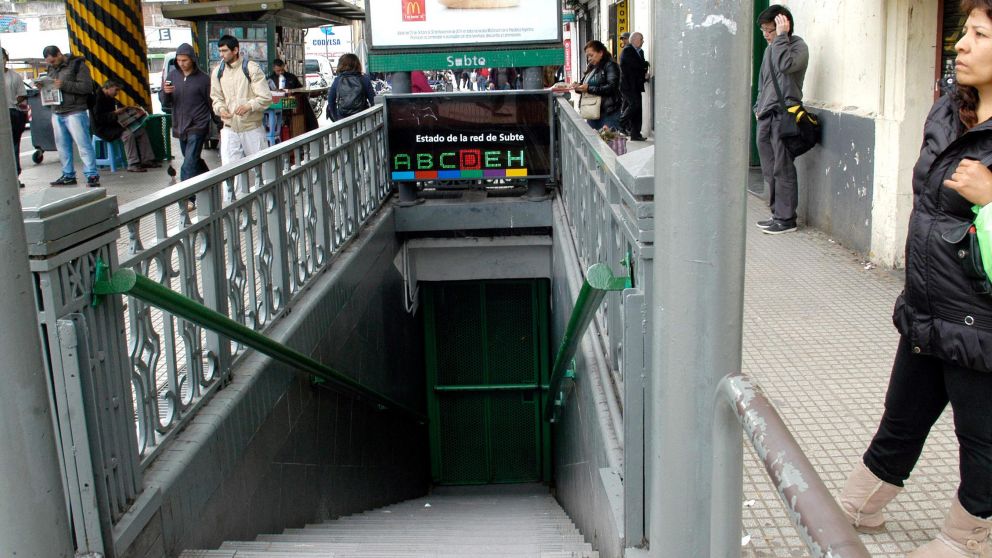 Los metrodelegados presentaron el cronograma de paro de subtes (Archivo).