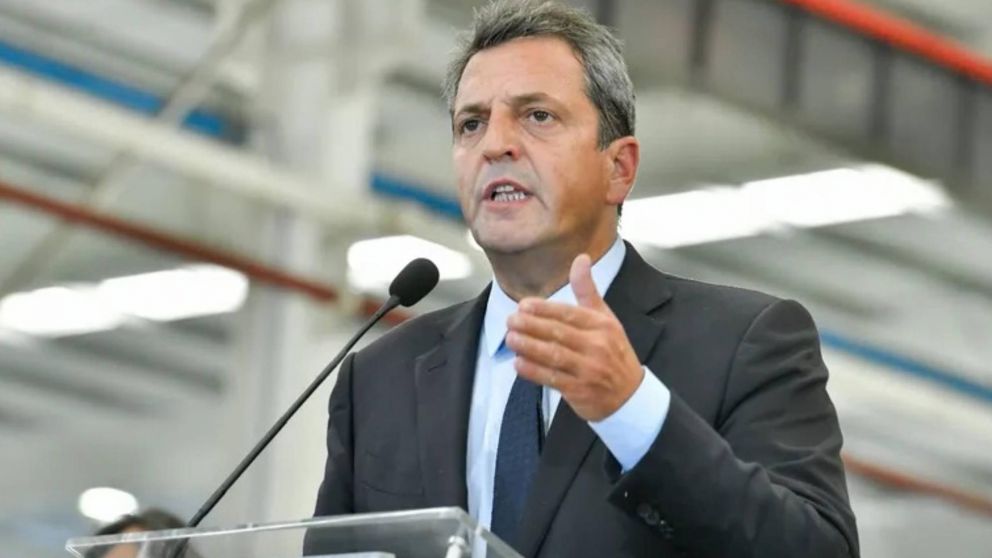 Sergio Massa: "Más de 400.000 turistas nos eligieron en junio, como país receptor, generemos los dólares para fortalecer las reservas y transformarnos en un país independiente".