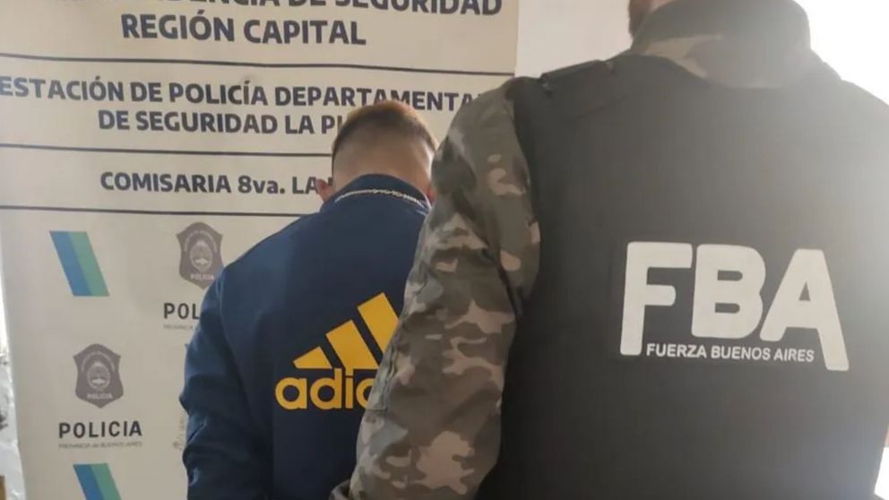 Tiene 17 años y fue detenido a un día de convertirse en mayor: el temido "Papichulo" tras las rejas .