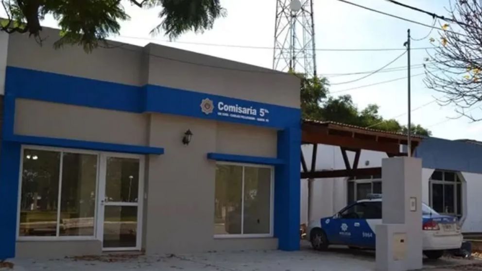 Rob� un m�vil policial para volverse del boliche a su casa en Rosario.