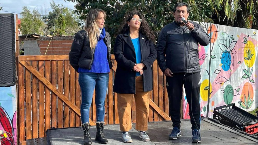 Malena Galmarini y Romina Barrios inauguraron el Muelle Vecinal de las Infancias y un nuevo espacio recreativo en el barrio Almirante Brown, Tigre.