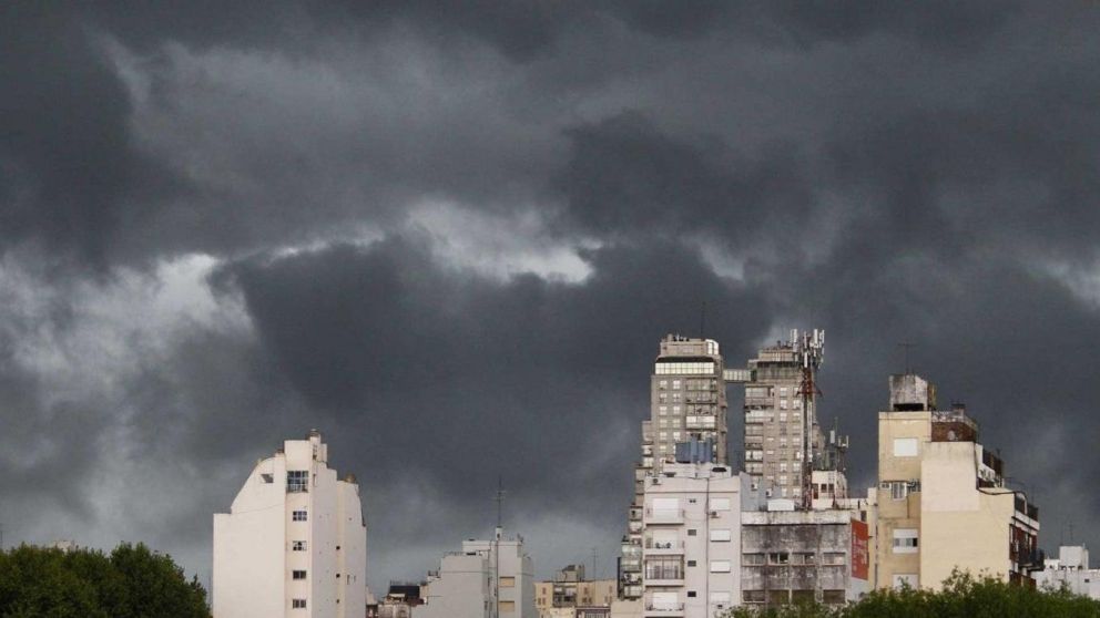Cambió el pronóstico y anticipan lluvias para Buenos Aires: ¿Qué dice el Servicio Meteorológico Nacional?