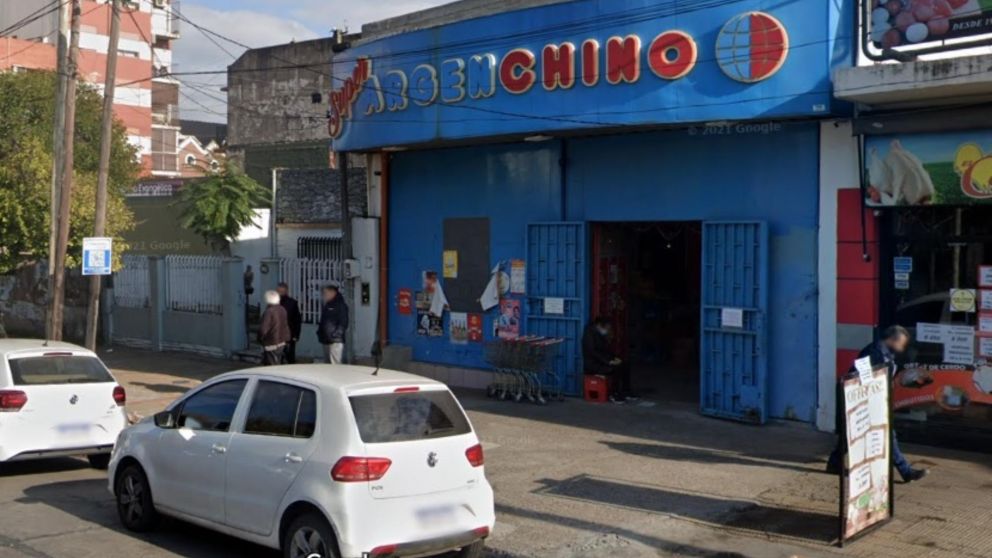 El frustrado asalto de los motochorros ocurrió en este comercio (Google Street View).