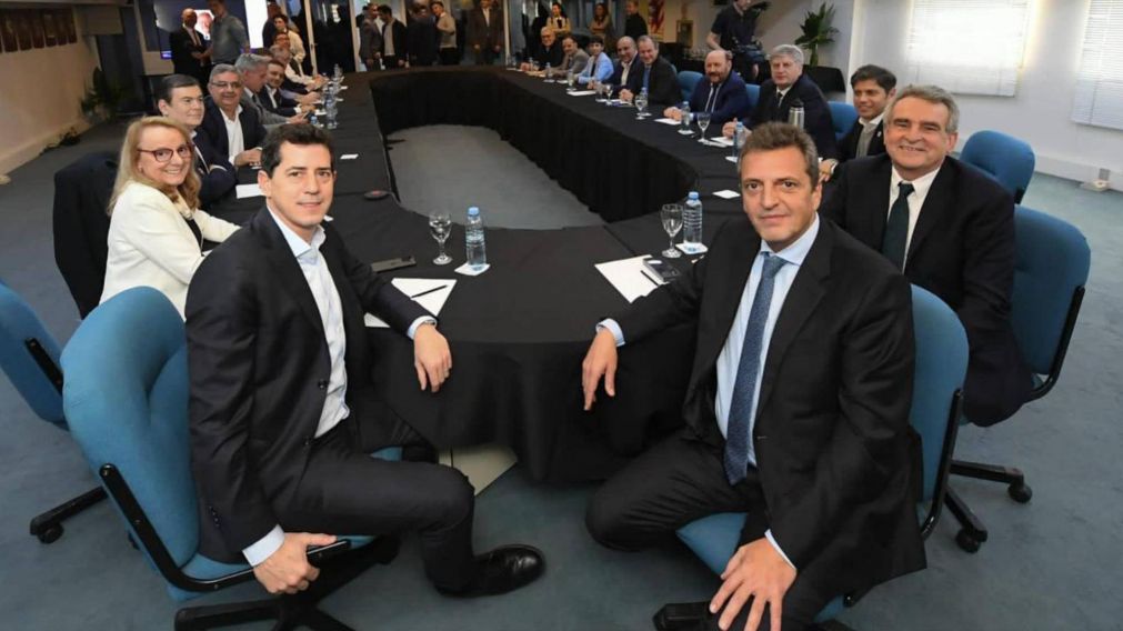 Elecciones 2023: Sergio Massa está reunido con los gobernadores.