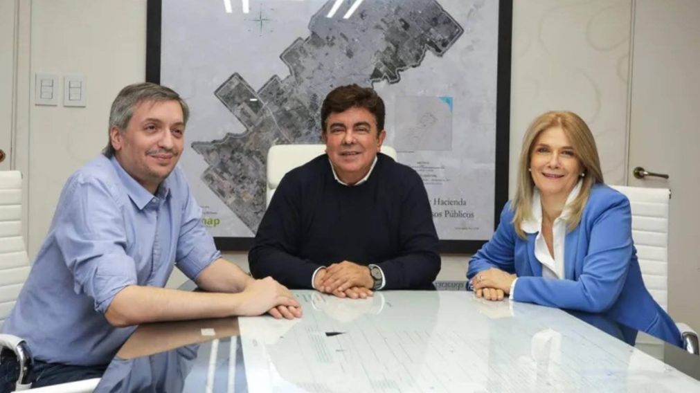 Elecciones 2023: Fernando Espinoza, Verónica Magario y Máximo Kirchner se reunieron por la "unidad" de UxP en La Matanza.