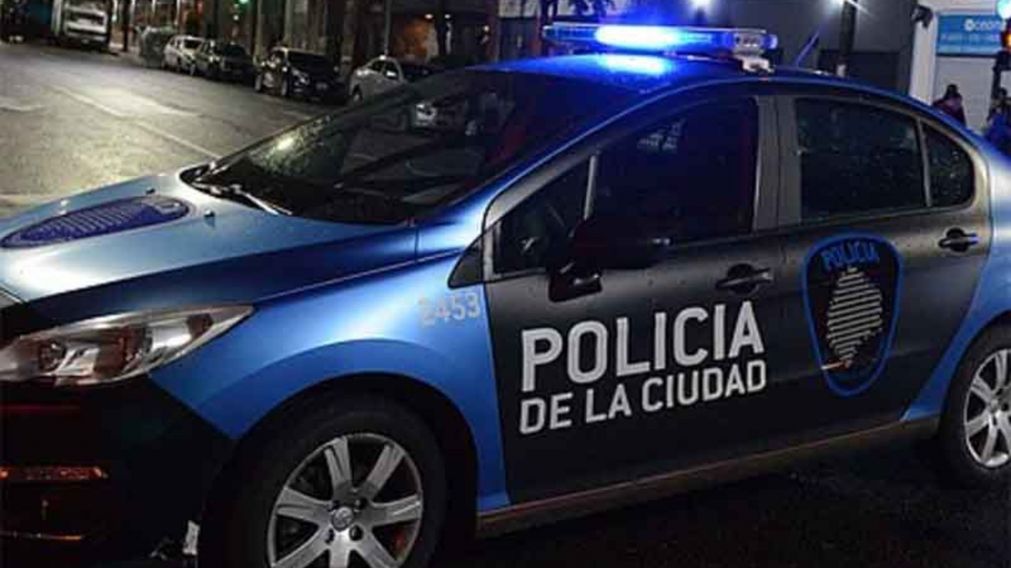La policía trabajar en identificar al atacante del ciudadano chino.