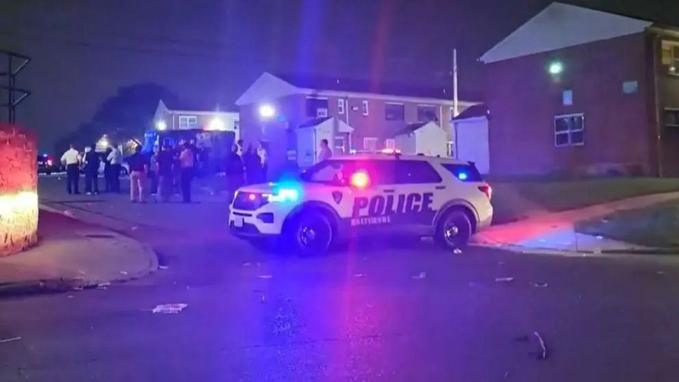 Al menos 2 personas murieron y 28 resultaron heridas en un tiroteo masivo en una fiesta (Imagen Policía de Baltimore).