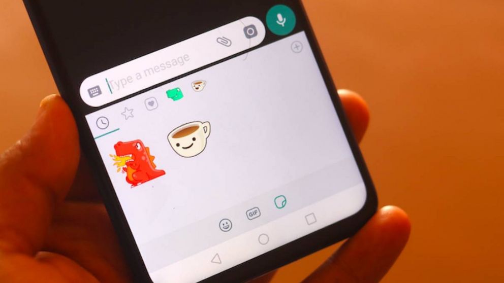 Si eliminaste una conversación recientemente y se perdieron los stickers que tenías en ella, con este truco los vas a poder recuperar.