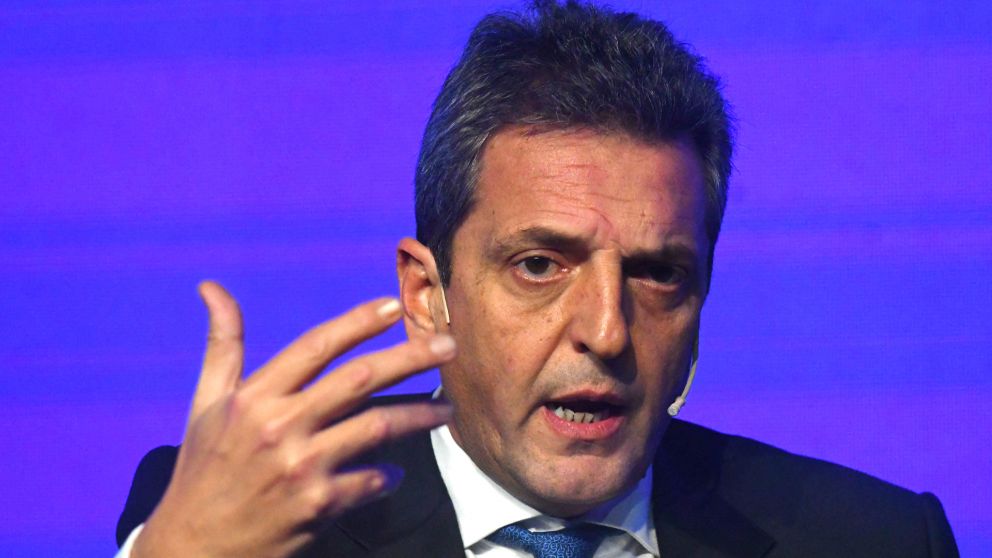 Massa: "La construcción fue la principal víctima del acuerdo con el Fondo".