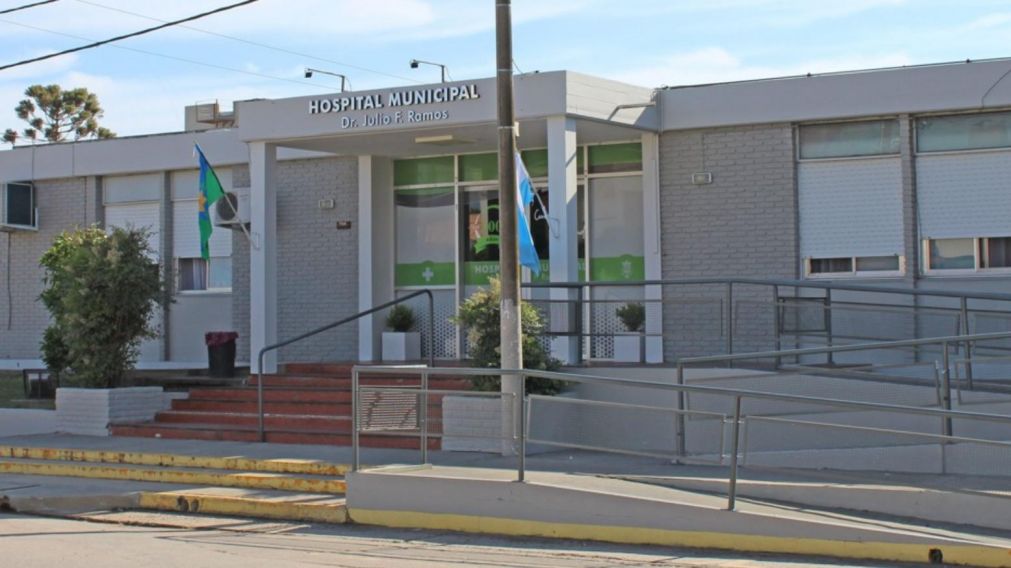 El muchacho de 24 a�os fue alojado en el Hospital Municipal Doctor Julio Ramos (Google Street View).