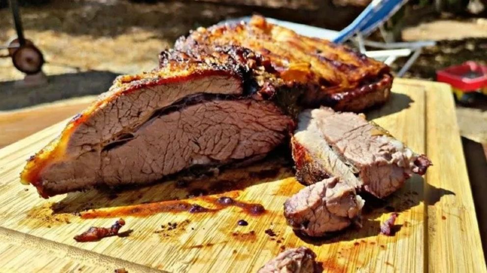 No fallan: los mejores tips para que la carne del asado quede tierna como una "mantequita"