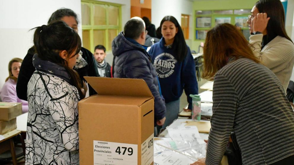 Ya votó el 15% del padrón en Chaco y Jorge Capitanich destacó el "día pleno con participación democrática".