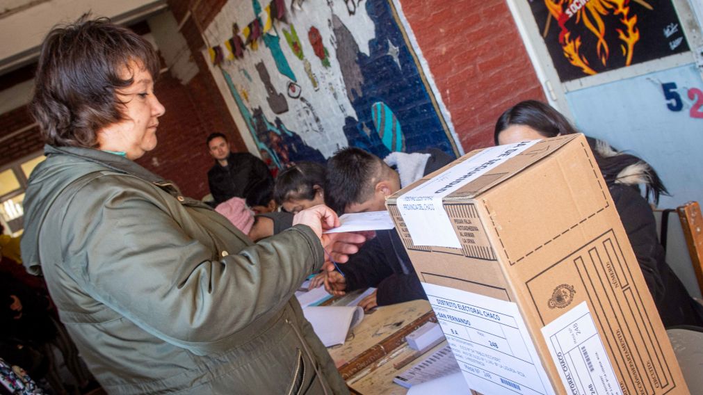 Romero votó en la escuela secundaria 54 "Pablo Ricchieri.