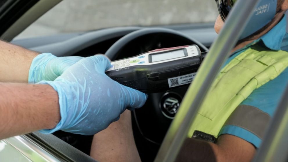 La Ley de Alcohol Cero fue impulsada por el Ministerio de Transporte, en conjunto con la Agencia Nacional de Seguridad Vial.
