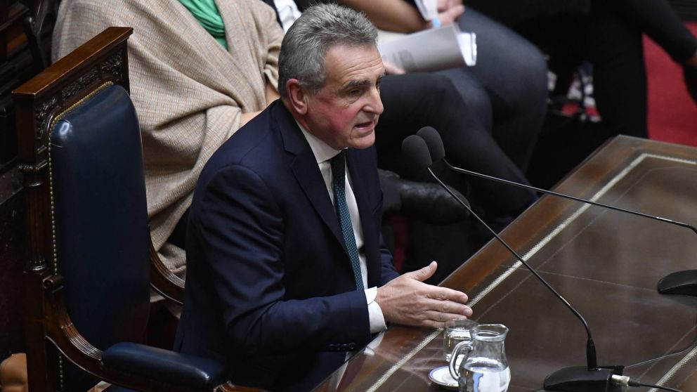 Agustín Rossi brindó su informe en Diputados: "Generación de empleo es una de las políticas más contundentes".