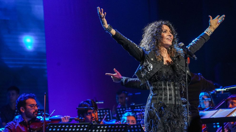 Patricia Sosa presentó "Sinfonía pop rock".