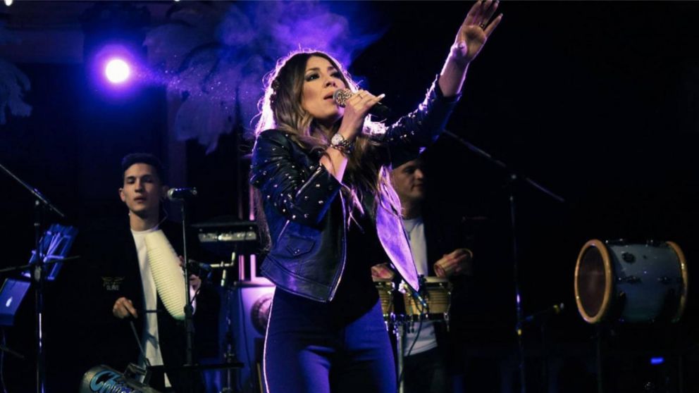 Aparición: así "El Potro" Rodrigo visitó a su prima.