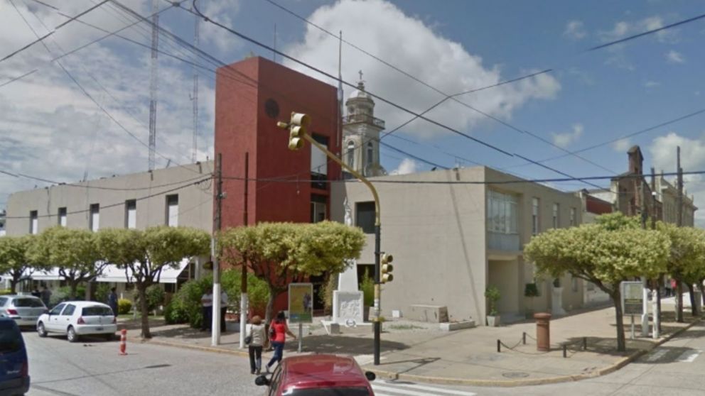 Denunciaron a la Municipalidad de Ca�uelas por distintas irregularidades.