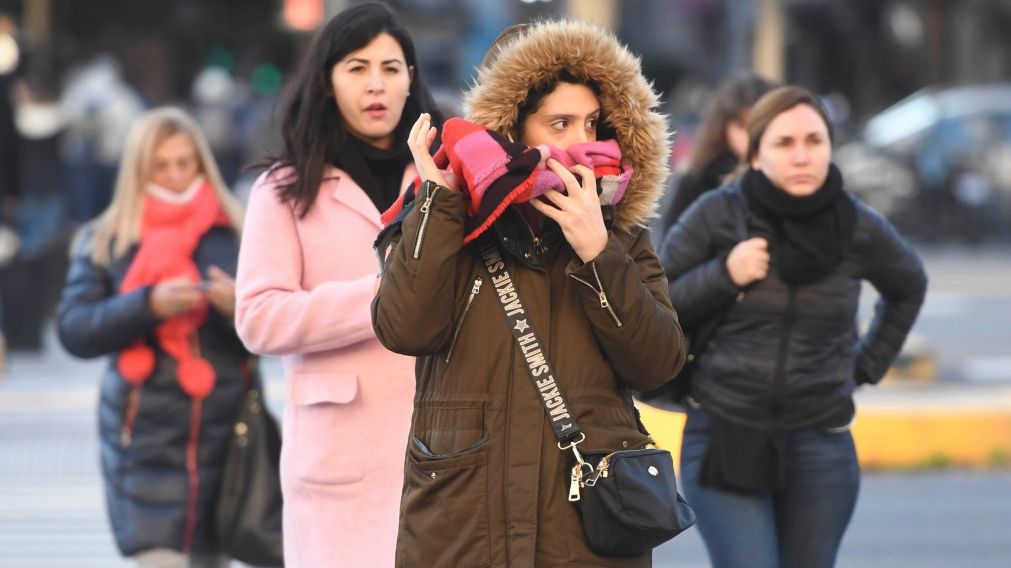 Anticipan la llegada de la “ola polar” a Buenos Aires: ¿Cuándo se instala el frío?