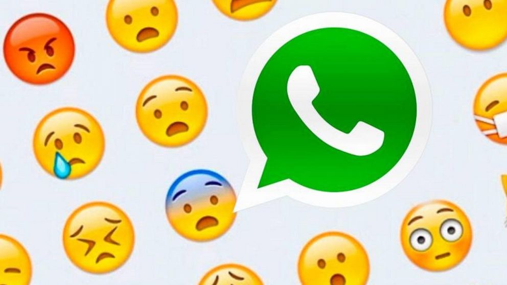 El truco "oculto" para cambiar el tamaño de los emojis de WhatsApp y volverlos miniatura.
