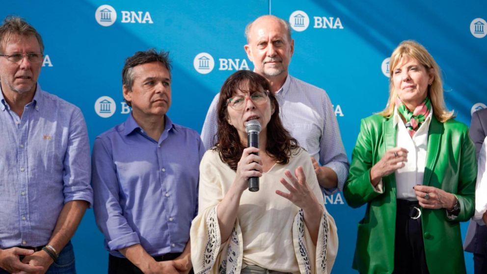 Al 59%: línea de crédito por $ 60.000 millones destinados a inversión productiva para PyMEs y clientes del Banco Nación.