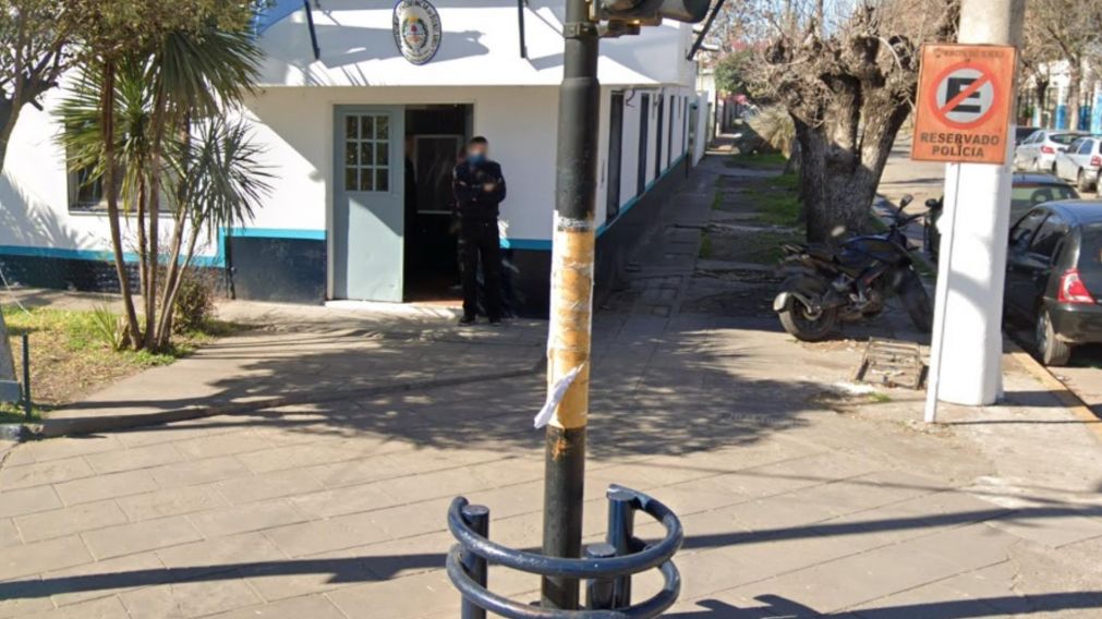 Integrantes de esta seccional apresaron al joven que está sindicado de ser autor del crimen.