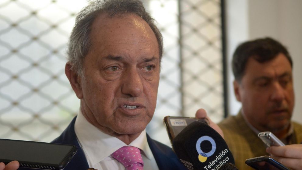 Daniel Scioli habló de diversos temas en su Comando de Campaña (Fernando Pérez Re/Crónica).