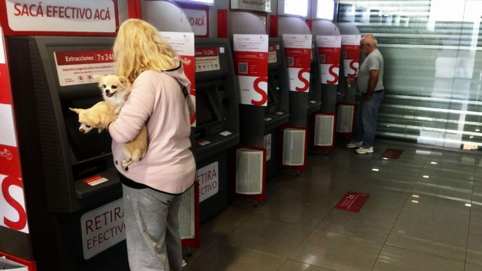 Ciberdelincuentes apelan a una nueva modalidad para estafar (Carlos Ventura/Crónica/Archivo).