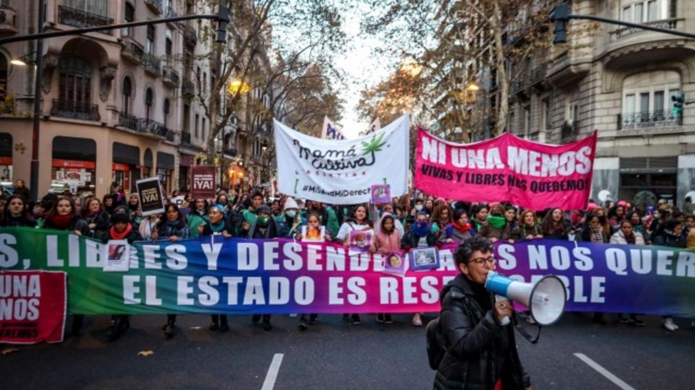 Entre 2015 y 2023 hubo en promedio en Argentina un femicidio cada 31 horas (Télam).
