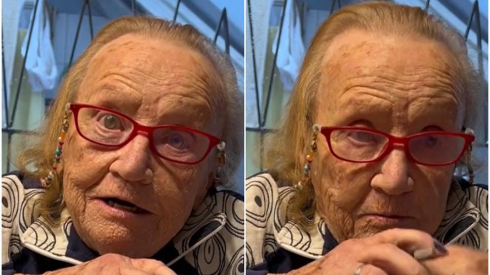 Grabó el tierno momento ya que su abuela le pide la orden de comida en secreto.