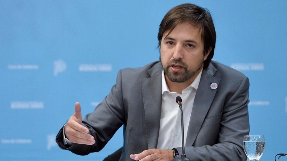 Kreplak se enojó con el medio que difundió la falsa noticia: "Si no pueden hablar sin mentir, pasen música".