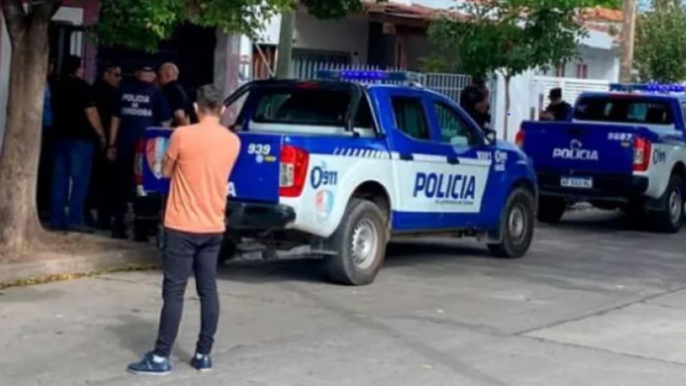 Una mujer pelea por su vida en Córdona, tras recibir un disparo en la cabeza.
