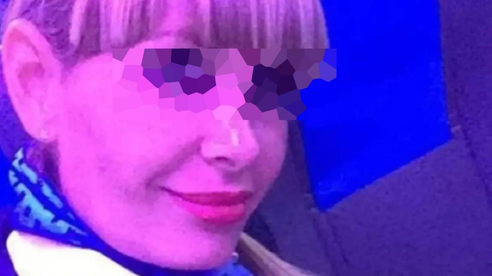 La azafata seguirá presa, para el juez puede entorpecer la investigación.