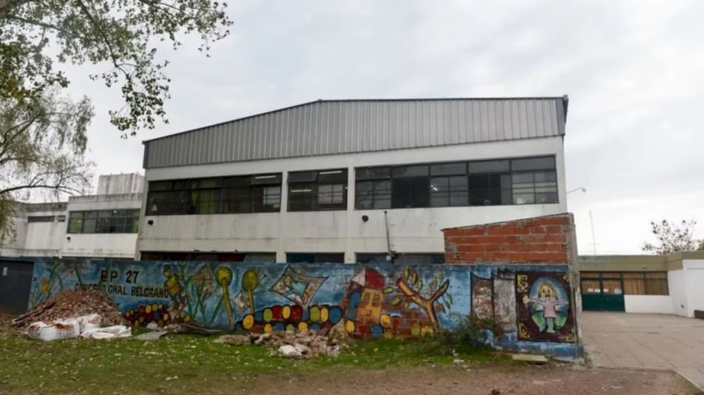 Denuncian que el agua en una escuela "sale verde" y que varios alumnos fueron asistidos por intoxicación (Imagen Diario Hoy).