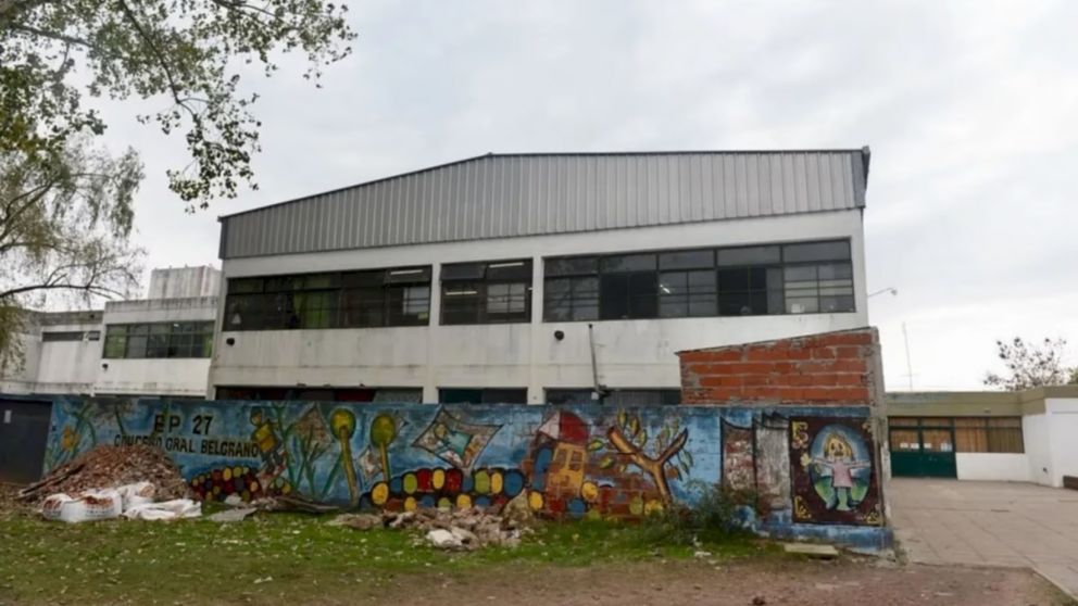 Denuncian que el agua en una escuela "sale verde" y que varios alumnos fueron asistidos por intoxicación (Imagen Diario Hoy).