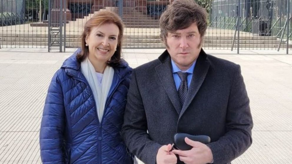 La economista se recibió en la Universidad de Córdoba y realizó posgrados en el exterior.