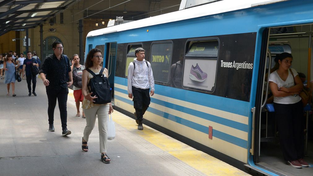 A partir de junio, el boleto mínimo del tren oscilará entre $22,51 y $29,12, según la línea (Crónica/Nahuel Ventura).