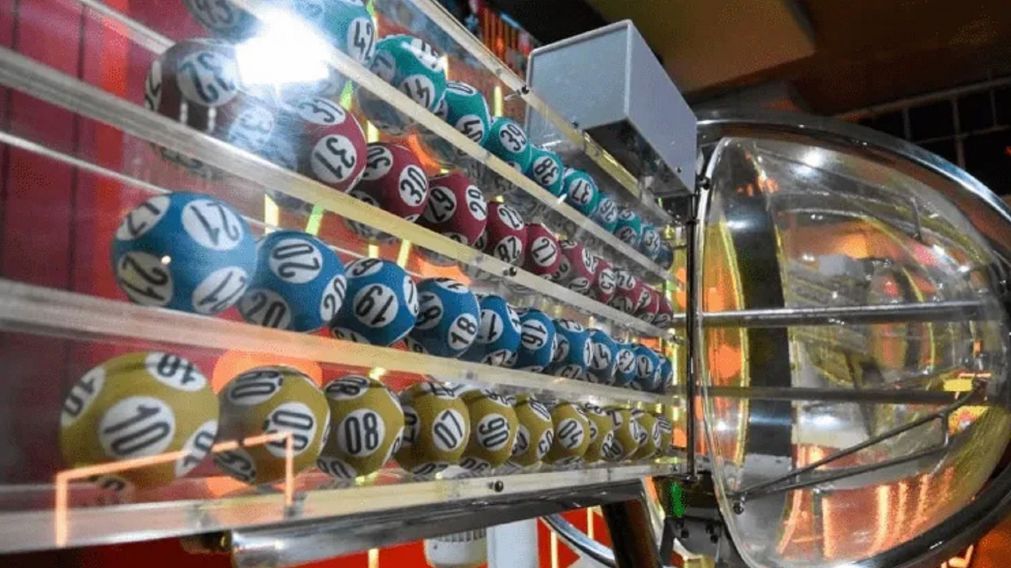 El famoso Quini 6 repartió más de 140 "palos" entre tres afortunados.