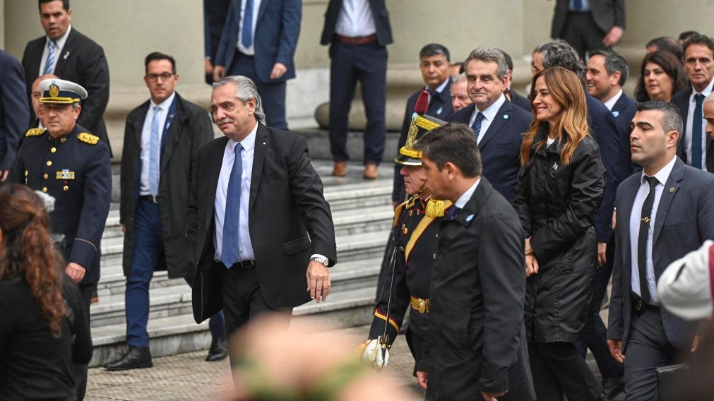 Alberto Fern�ndez, al ingresar a la Catedral Metropolitana para el Tedeum (T�lam).