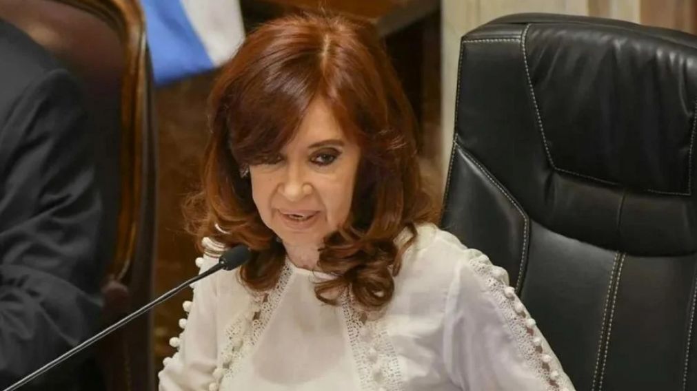 La querella de Cristina Kirchner pide el secuestro del celular de Gerardo Milman.