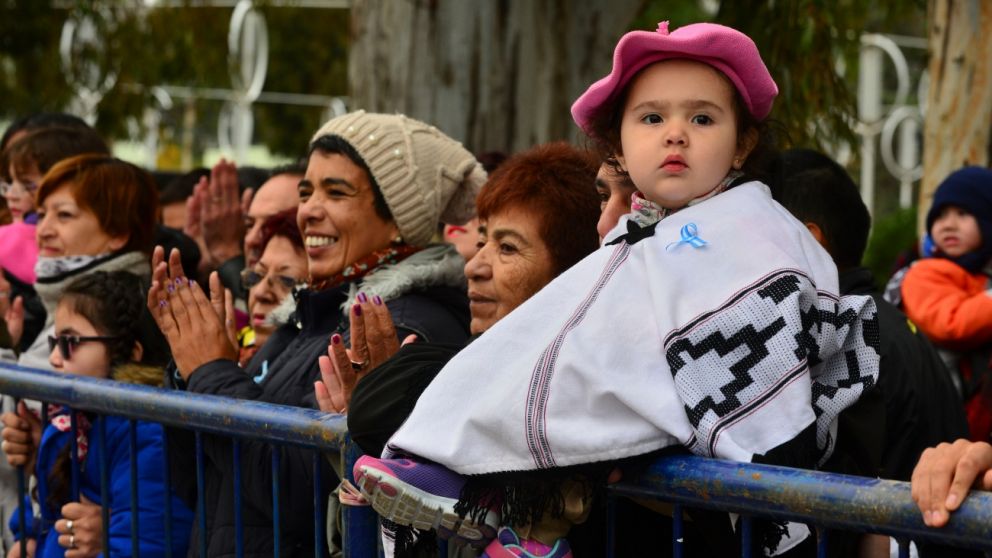 Festejos por el 25 de Mayo en las provincias: habr� pe�as, desfiles gauchos y ferias.