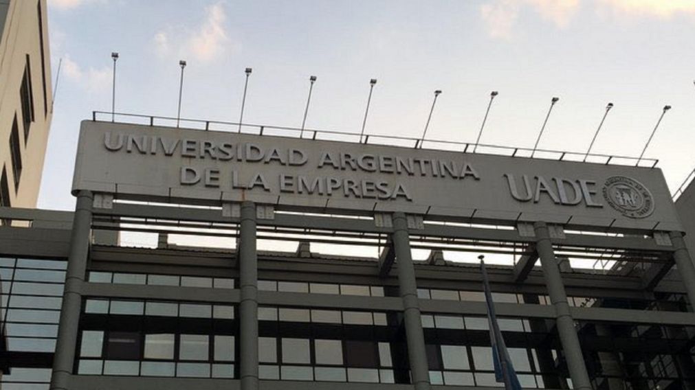 La polémica en la que quedó involucrada la UADE que se viralizó en las redes.