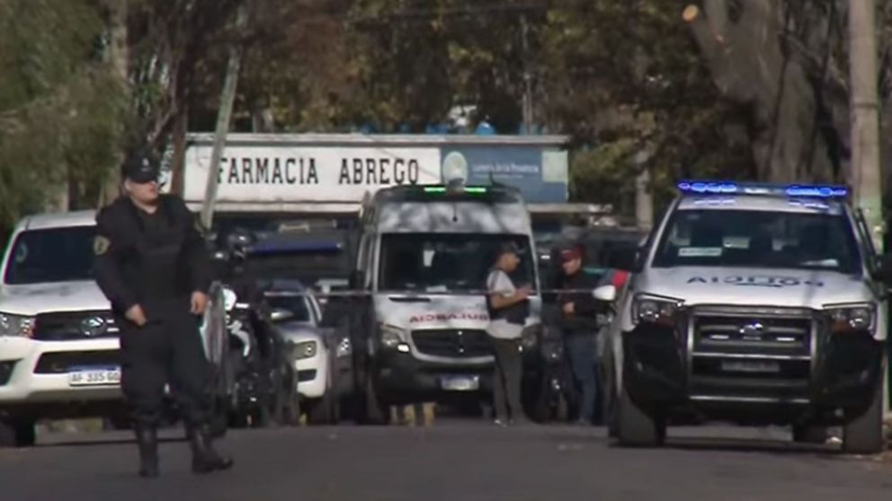 La mujer se atrincheró con el arma reglamentaria de su padre un ex policía