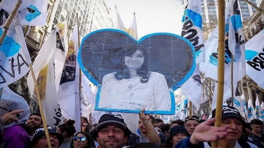 El acto se realizará el jueves 25 de mayo en el centro porteño.