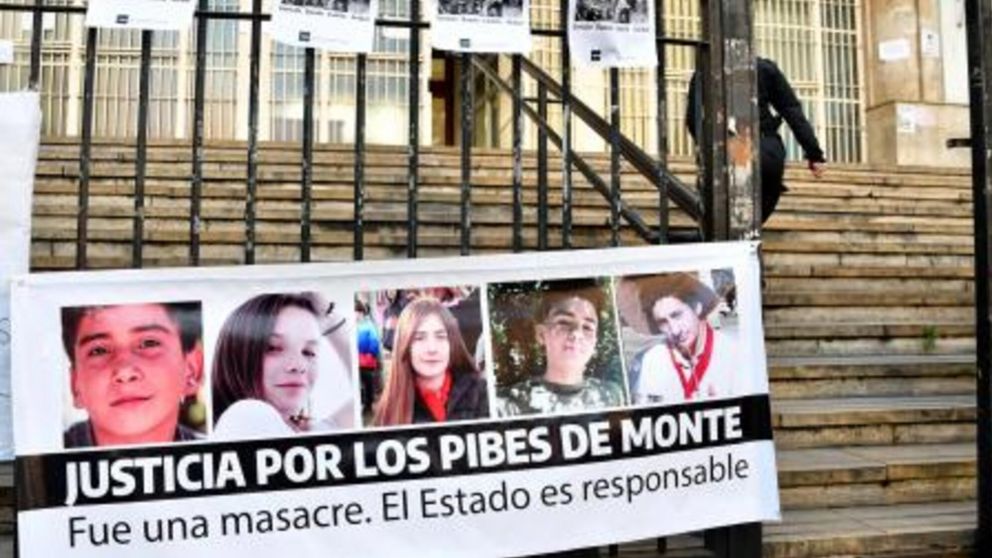 Las cuatro víctimas fatales de la "Masacre de Monte": Danilo Sansone (13), Gonzalo Domínguez (14), Aníbal Suárez (22) y Camila López (13).