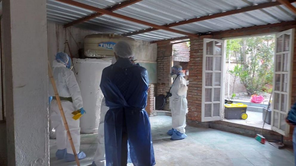 El cuerpo estaba dentro de un tanque cisterna. Foto Ministerio Público.