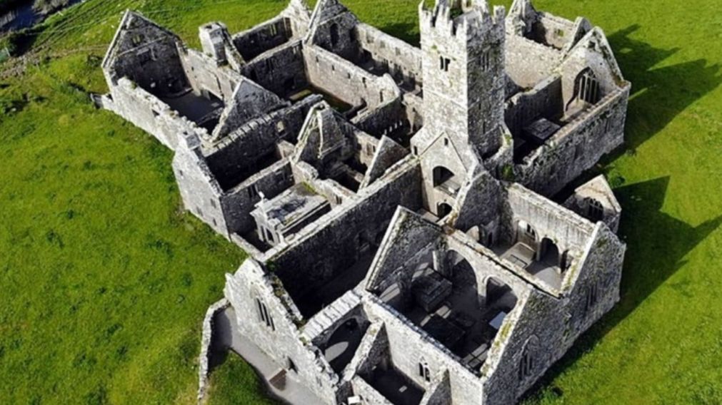 El fantasma fue visto en el convento medieval de Ross Errilly de Irlanda (Imagen ilustrativa).