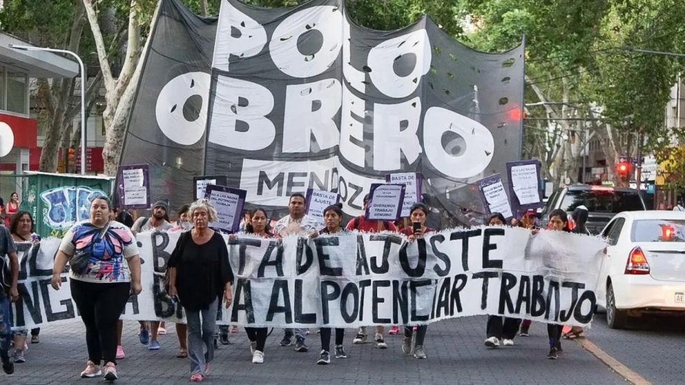 La marcha federal inició hoy a las 7 en La Quiaca, y en la ciudad santacruceña de Las Heras.